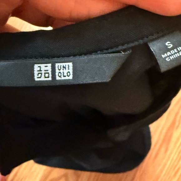 Uniqlo Black Long Sleeve Blouse - Picture 7 of 7